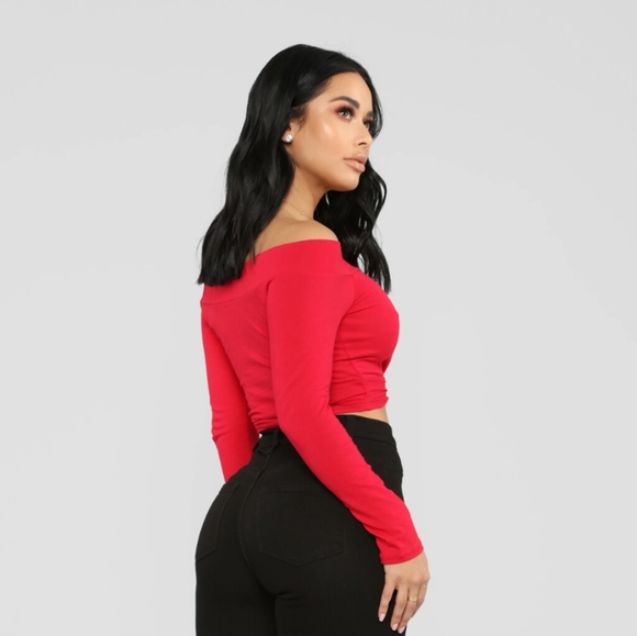 ♥Tag Me In Off Shoulder Top♥ - Picture 5 of 5